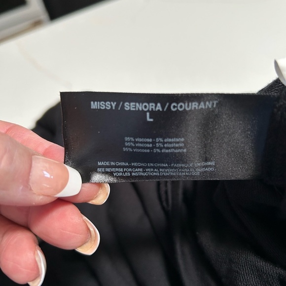 Skinnygirl Classic Black Jumpsuit Size Large - Picture 9 of 9